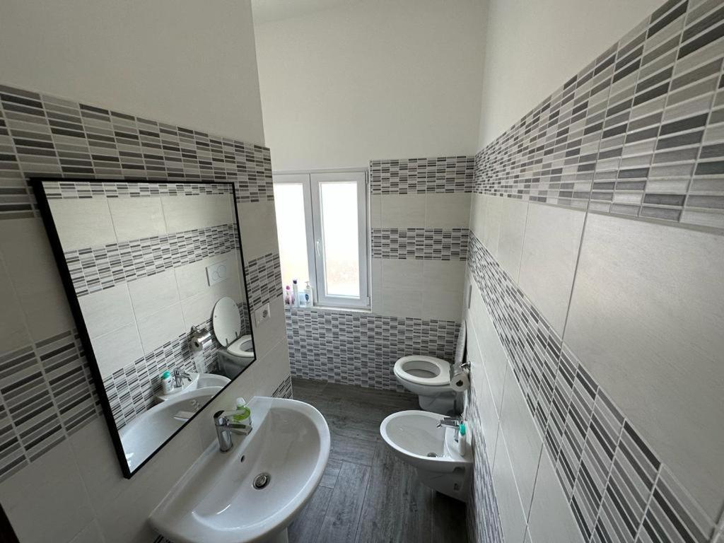 Mondo House Fiumicino Luaran gambar